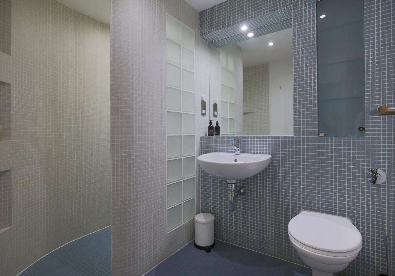 The East London Residence EDI Buitenkant foto